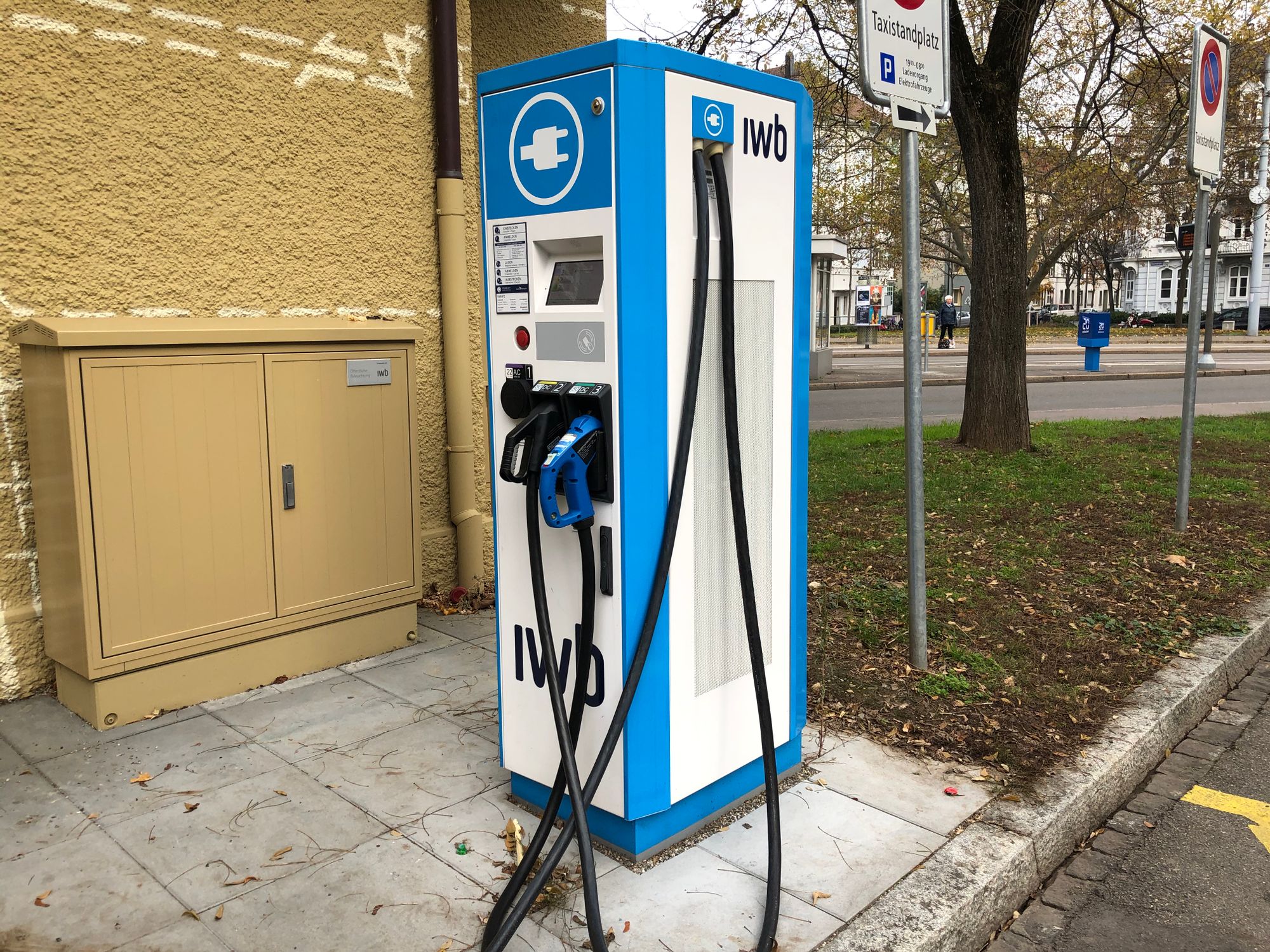 Ladestationen für Elektroautos in Basel: Grosse Unterschiede bei den Belegungen